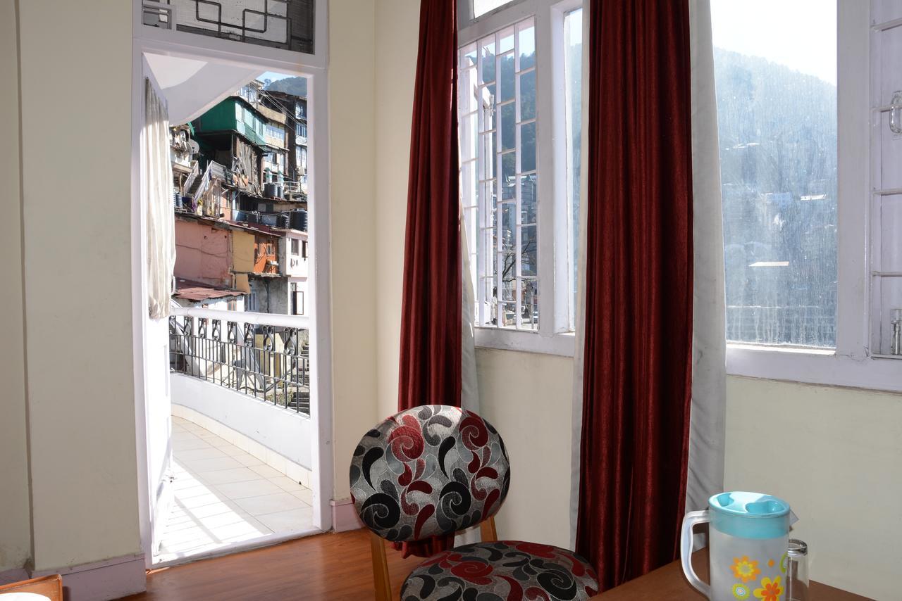 Hotel Basant Shimla Bagian luar foto
